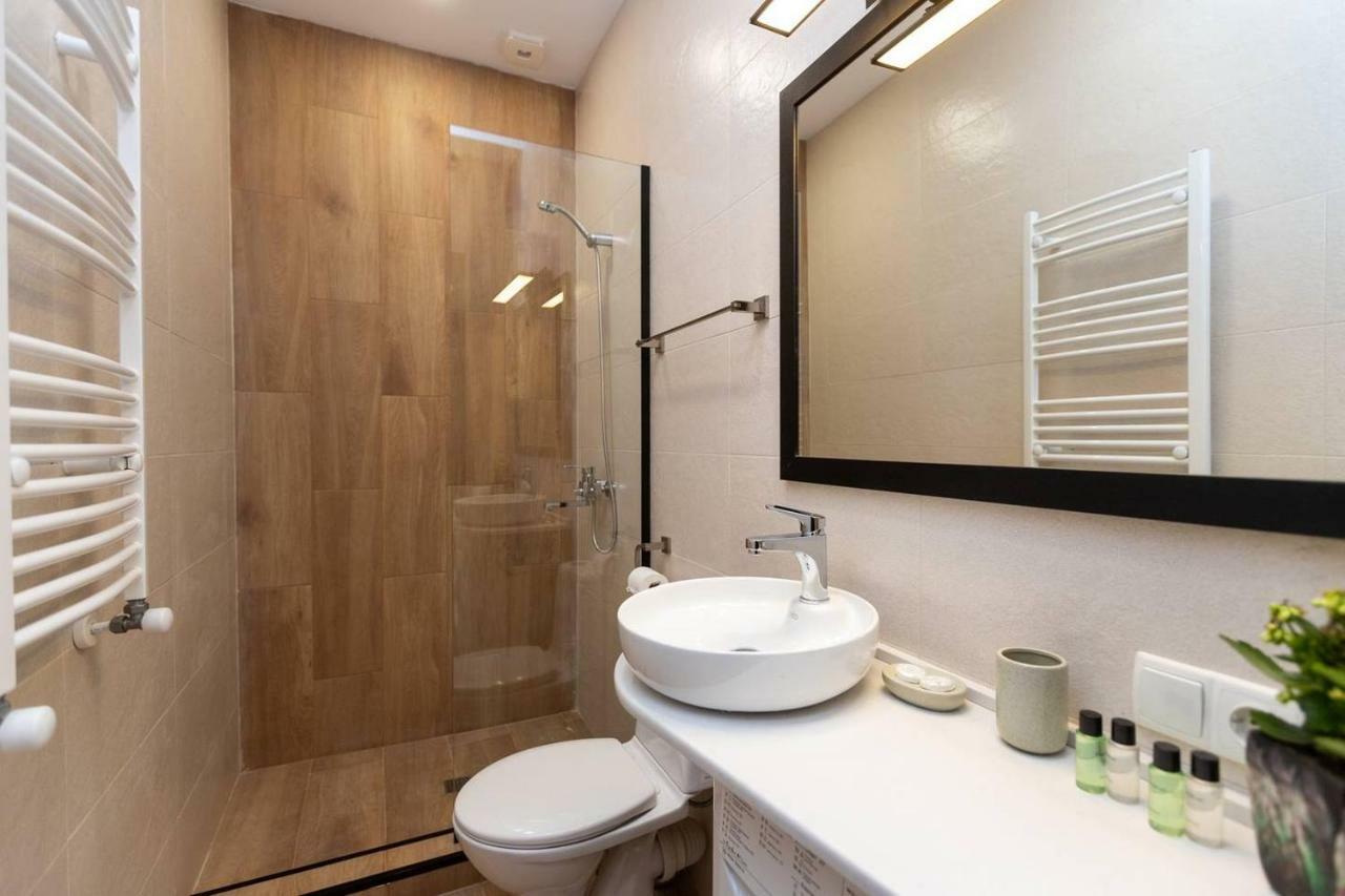 Wehost Apartment Near Fabrika Tbilisi Exterior photo